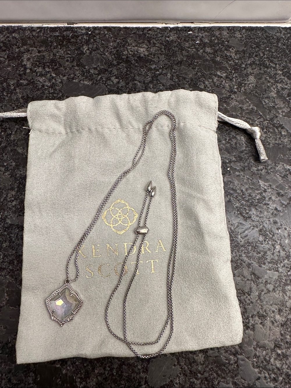 Kendra Scott Kacey Silver Iridescent Pendant Necklace